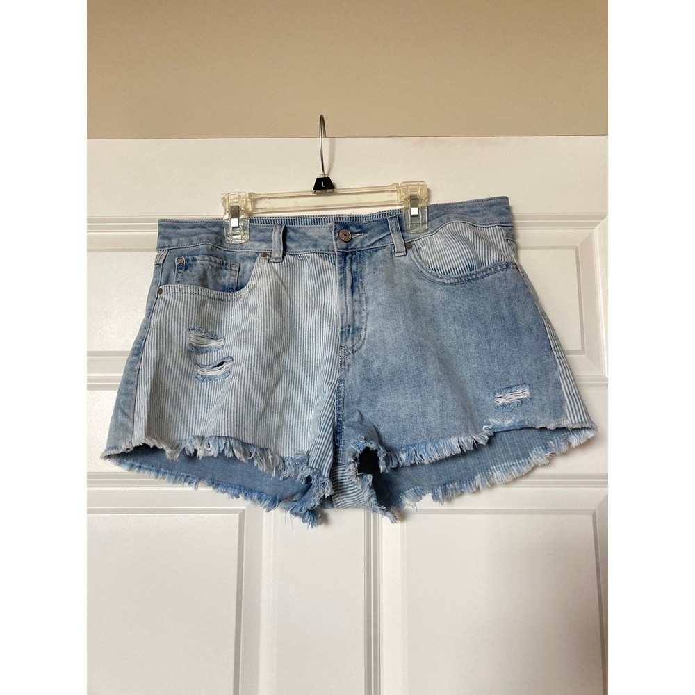 Cute pinstripe short shorts